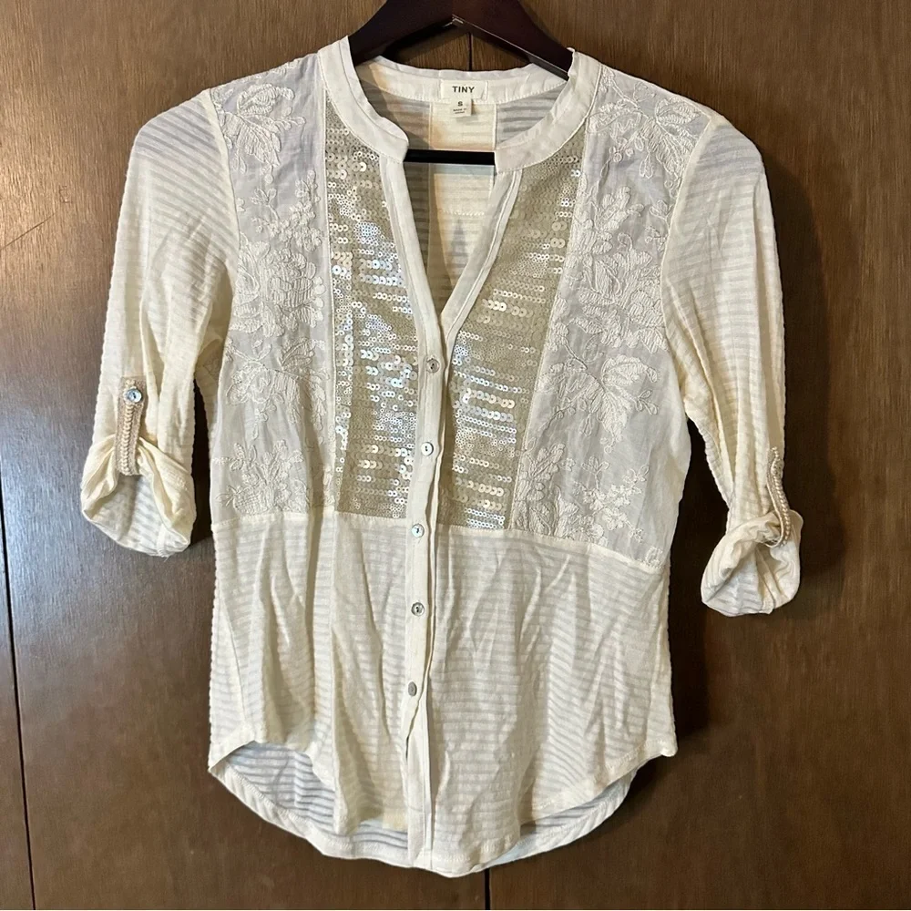 Anthropologie Tiny Sequin Placket Button Down Top Ivory Cream Embroidered Sz S - Picture 7 of 13